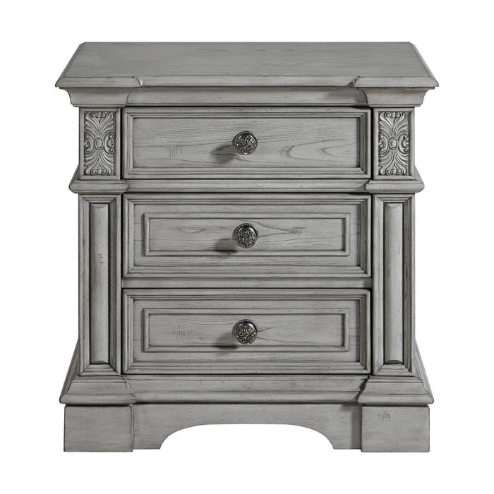 Glenmore - 3-Drawer Nightstand With USB - Aged Gray