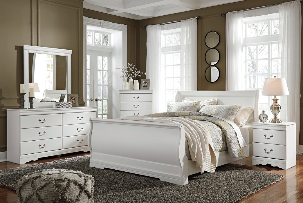 Anarasia Queen Sleigh Bed with Mirrored Dresser