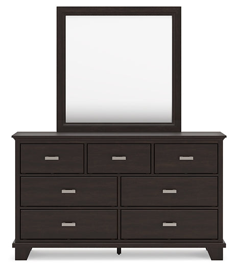 Covetown King Panel Bed with Mirrored Dresser, Chest and 2 Nightstands